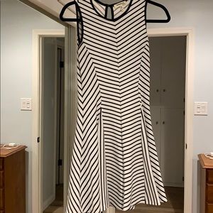 Small Monteau Pleated Striped Dress with Keyhole